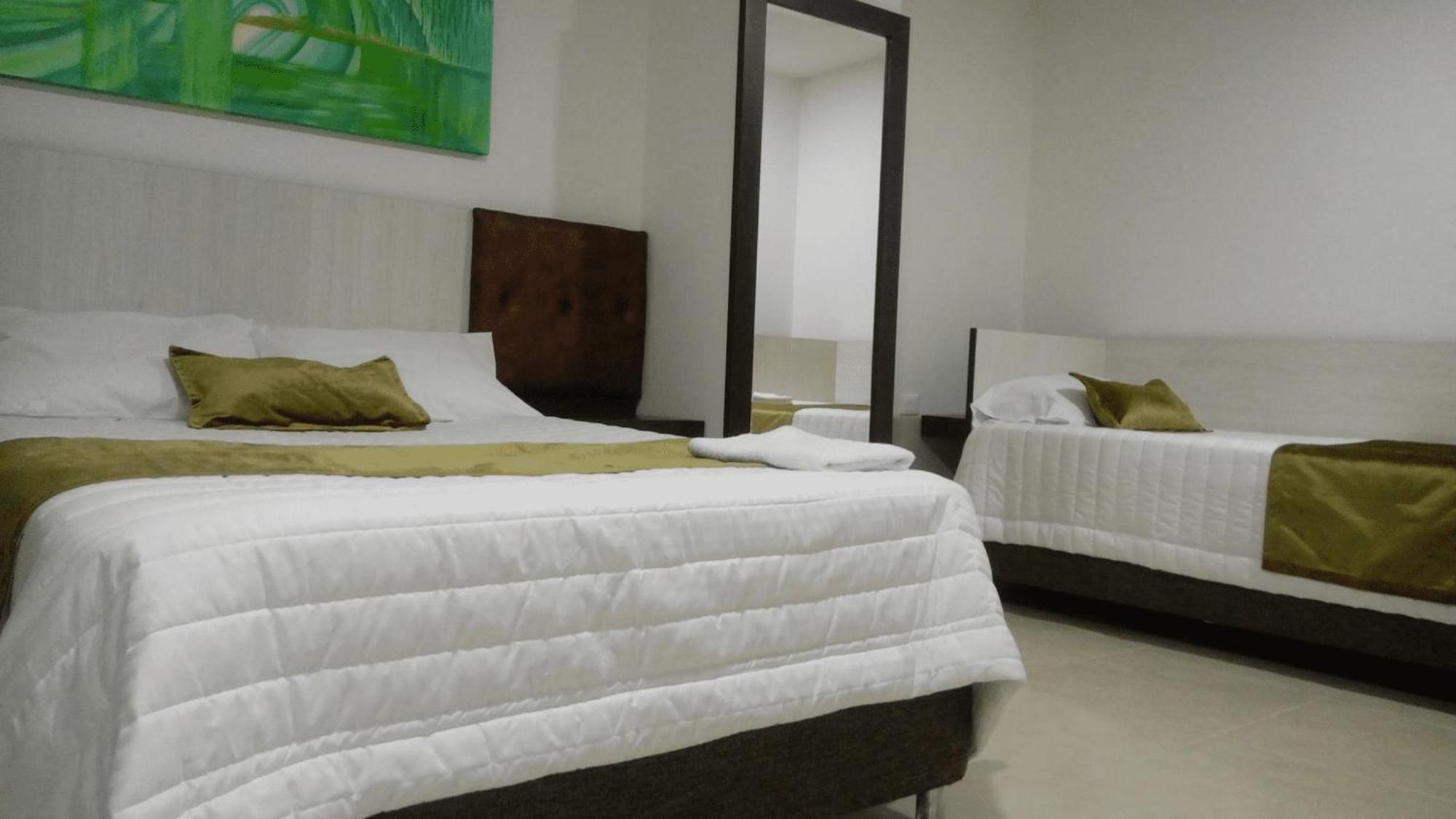 Hotel Andinos Plaza Florencia فلورنسيا المظهر الخارجي الصورة