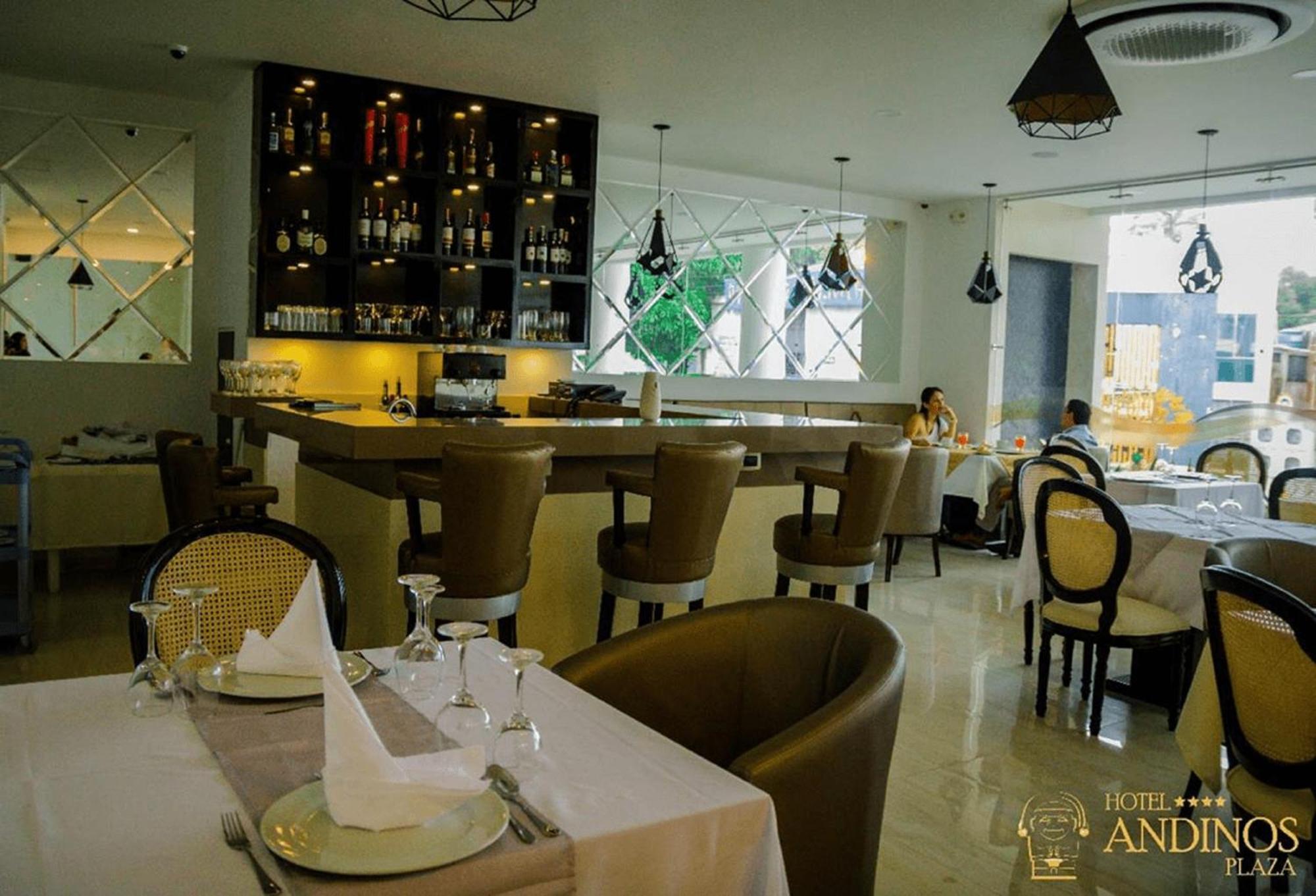 Hotel Andinos Plaza Florencia فلورنسيا المظهر الخارجي الصورة