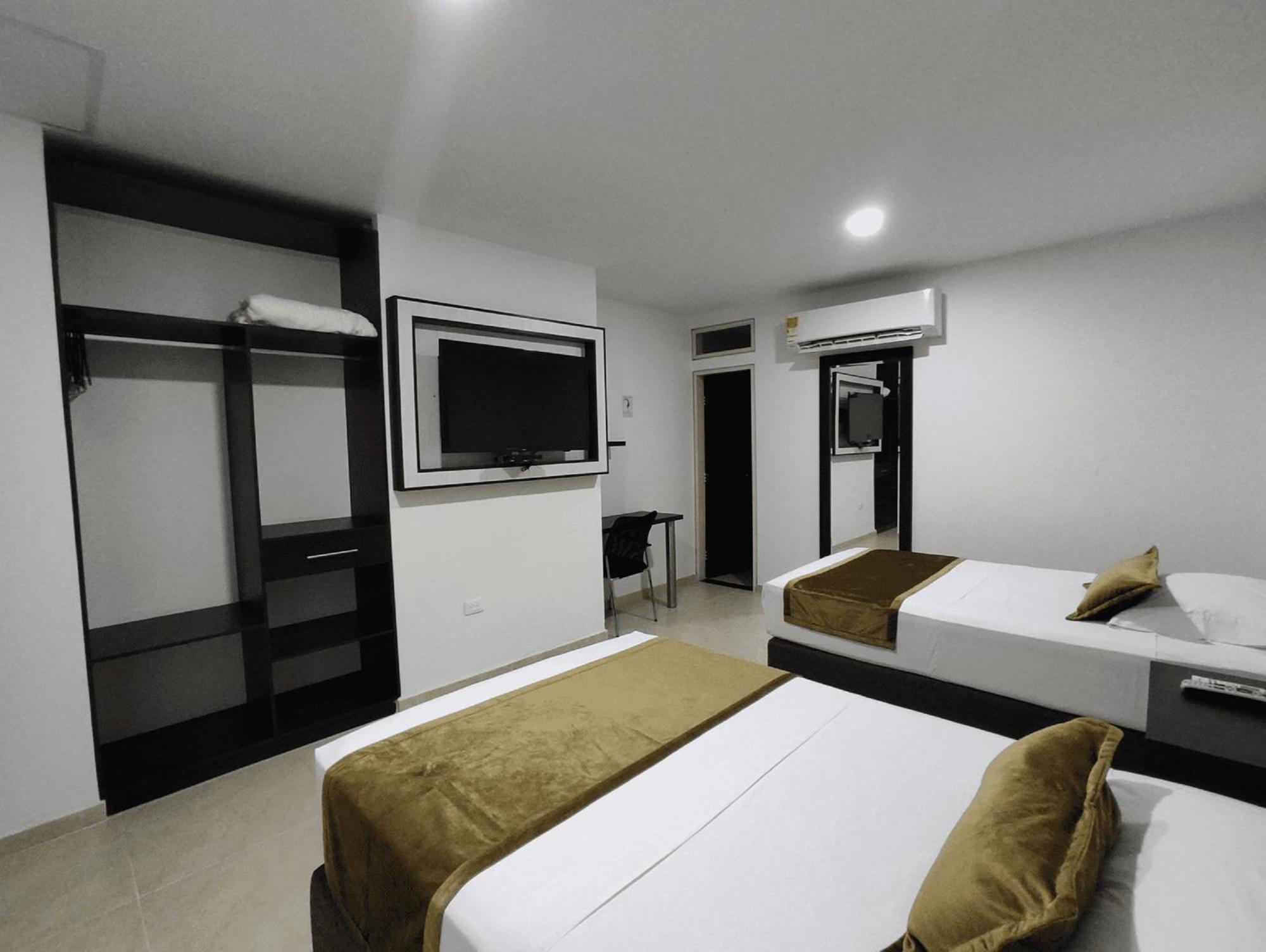 Hotel Andinos Plaza Florencia فلورنسيا المظهر الخارجي الصورة