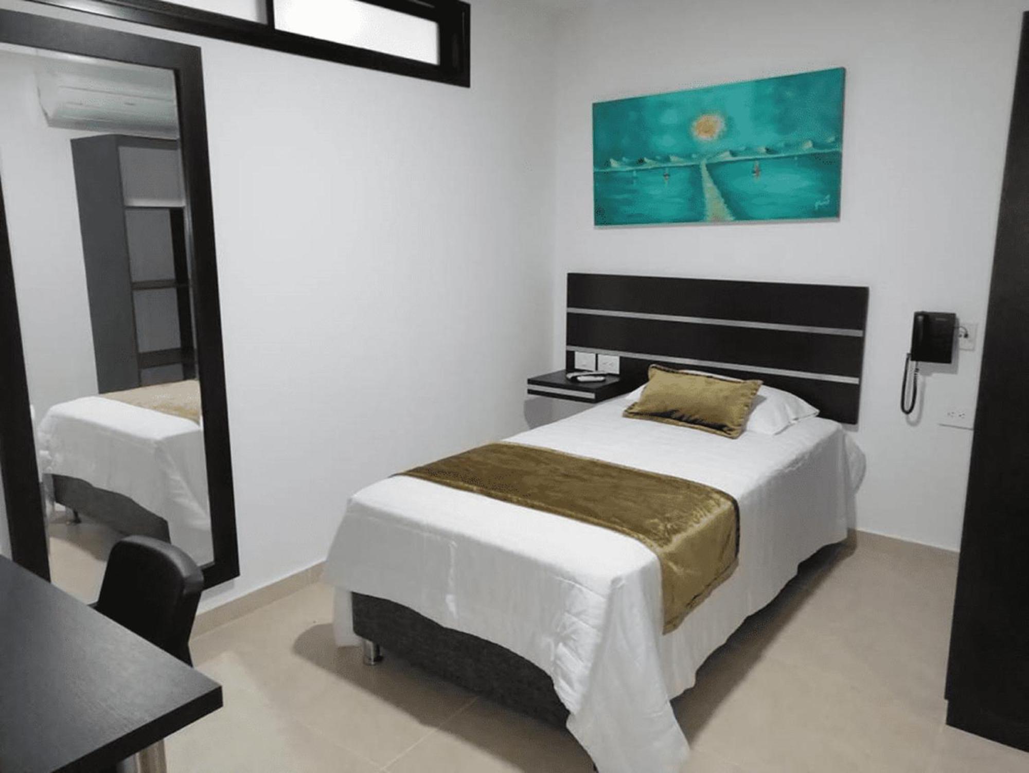 Hotel Andinos Plaza Florencia فلورنسيا المظهر الخارجي الصورة